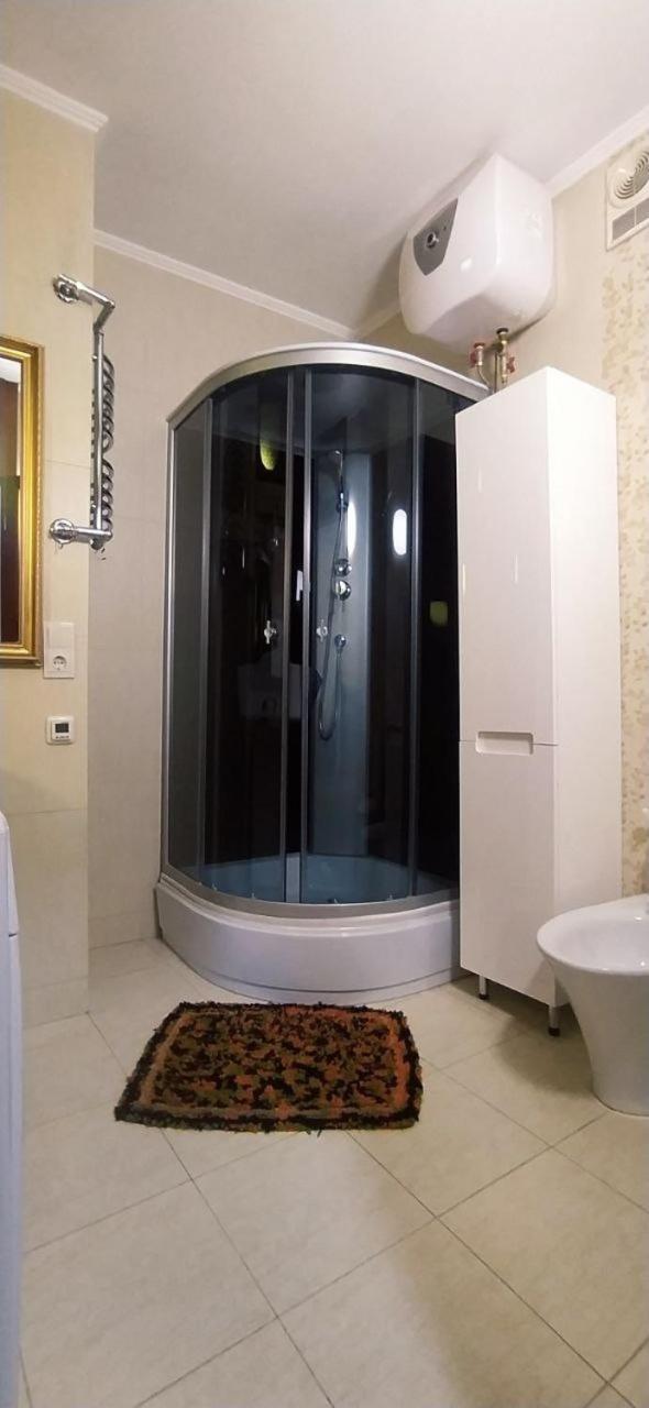 Апартаменты Центр Крещатик Kiev Buitenkant foto